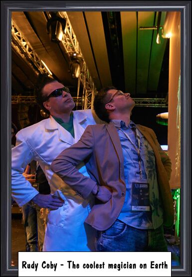 Riccardo con "the coolest magician on Earth"